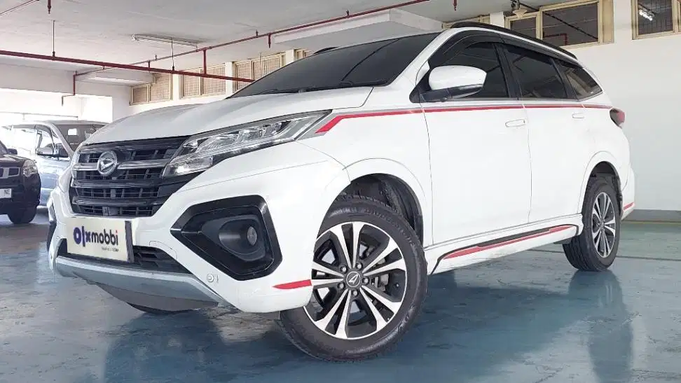 Daihatsu Terios 1.5 R Custom Bensin-AT Putih 2021