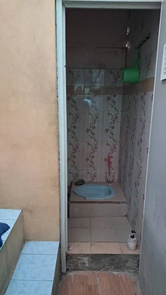 Dikontrakkan : Rumah 2 lantai Menoreh Timur, Sampangan