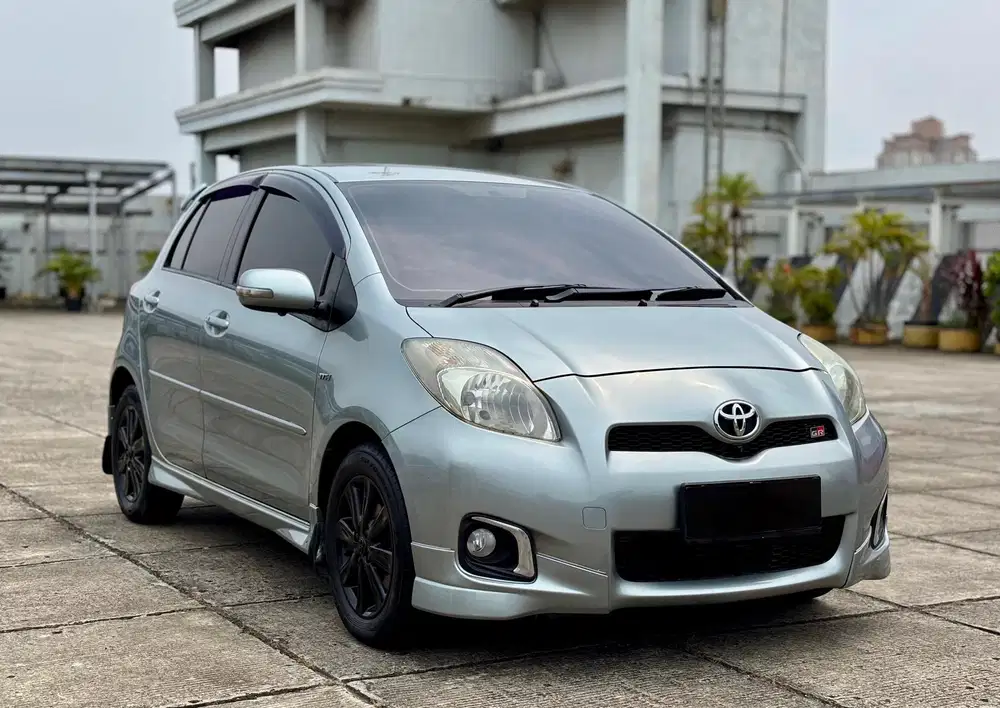 DP 20JT [LOW KM] YARIS S AT 2012 SILVER ISTIMEWA TT 2013 E MATIC
