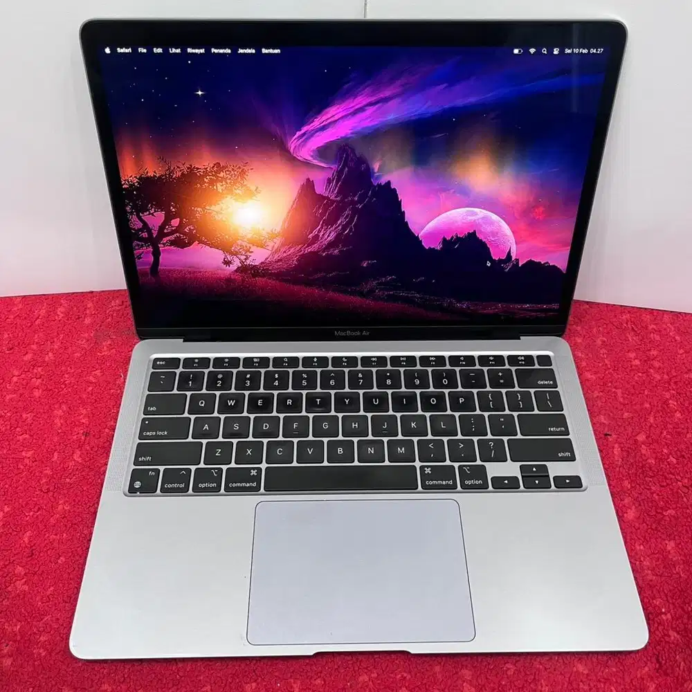 Macbook Air 13 inch, 2020 M1 16/256 GB