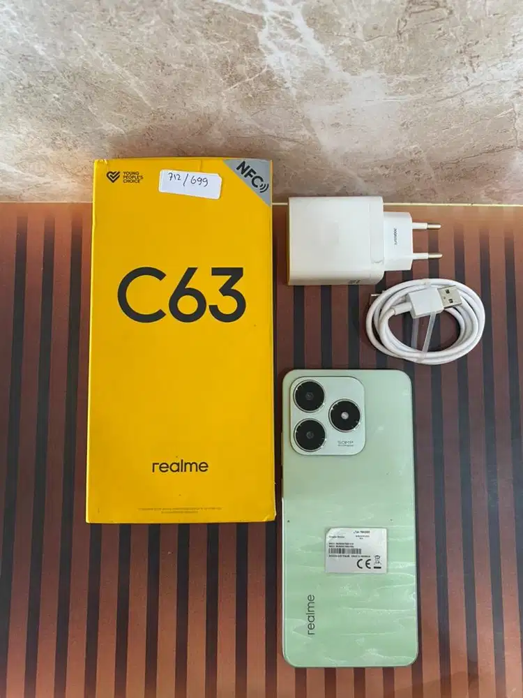 Realme C63 ram 8/128 gb