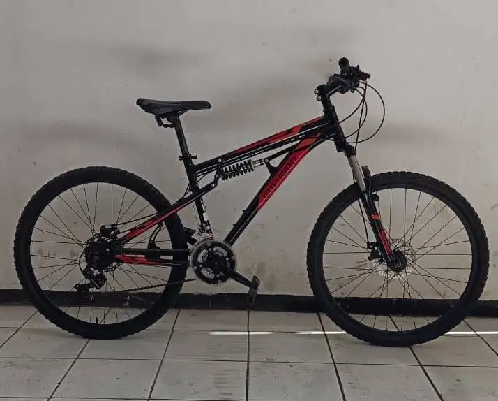 Polygon Lynx Kondisi Mulus 90% Ukuran 26 3Speed Depan 7Speed Belakang