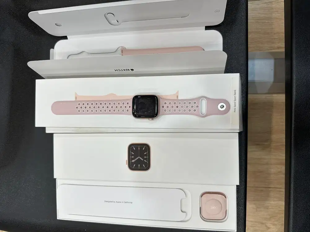 Apple Watch Series 6 40mm iBox