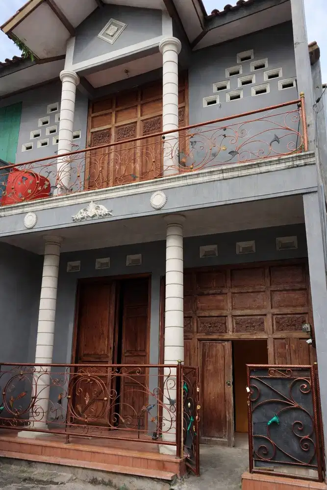 Dikontrakkan : Rumah 2 lantai Menoreh Timur, Sampangan