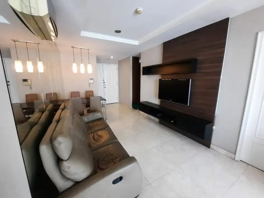 Apartemen French Walk Twr Lyon Garden, Kelapa Gading, lantai marmer, full renov, interior