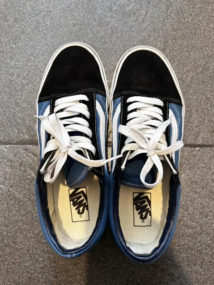 Vans Oldskool Navy Size 42