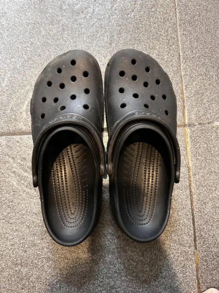 Crocs Classic Size 42