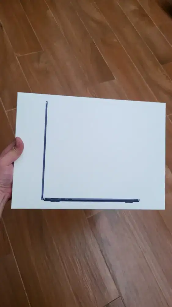 Jual NEW Macbook Air M4 (16/256) garansi resmi indonesia