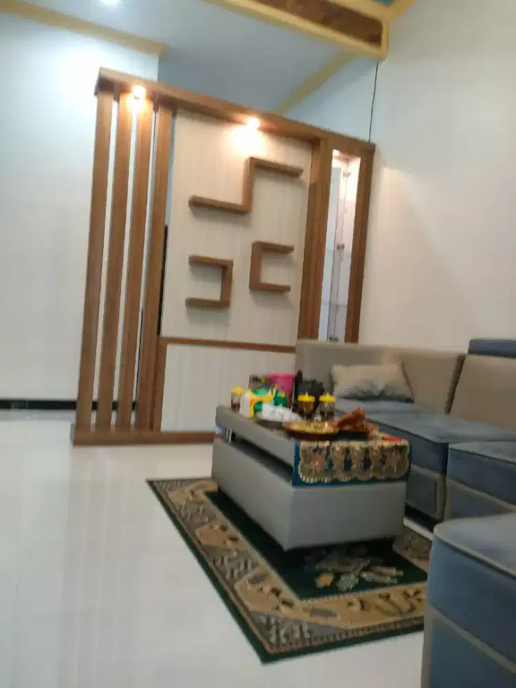 Partisi / penyekat ruangan