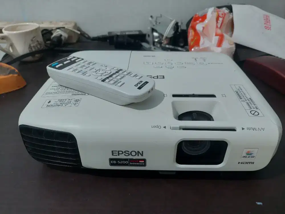 Jual proyektor epson eb s200