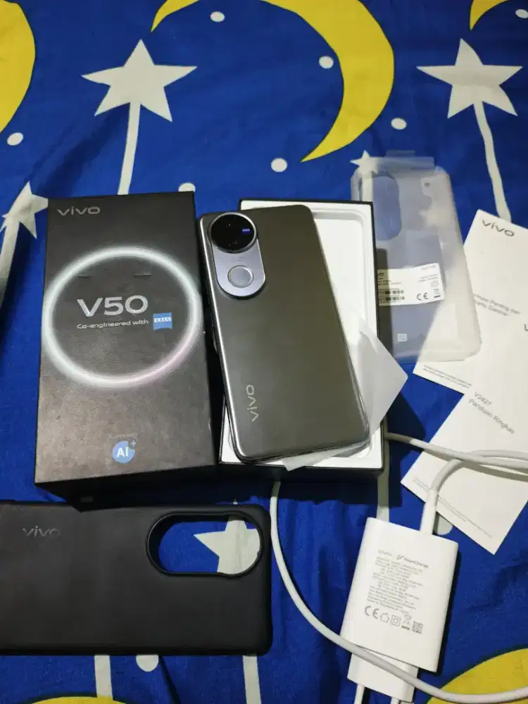 Vivo V50 5G 12/512GB Fullset Garansi resmi on