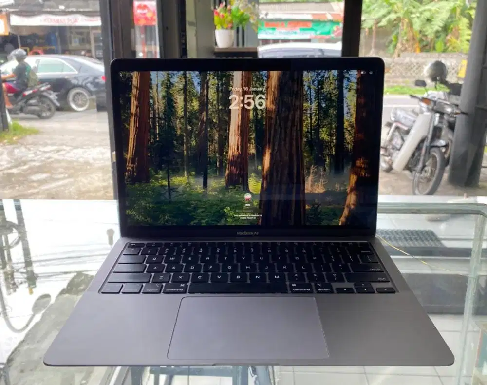 MacBook Air M1 2020 13inch Ram 8GB SSD 256GB Normal