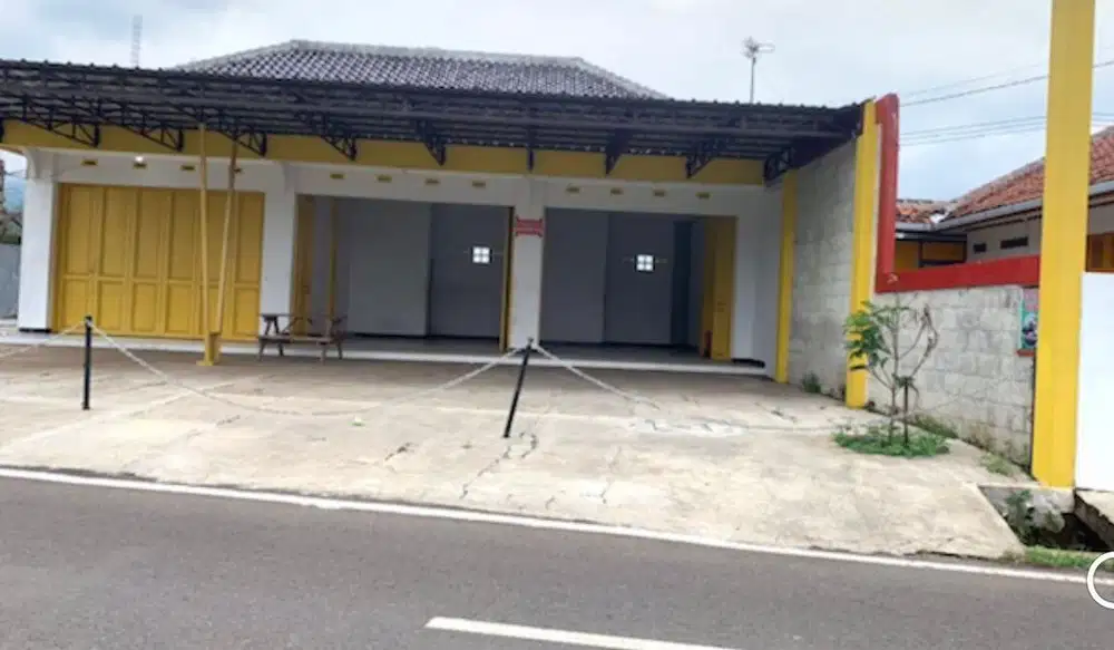 DIKONTRAKAN RUKO LOKASI SRATEGISS SIAP PAKAI!!! (SUMEDANG SELATAN)