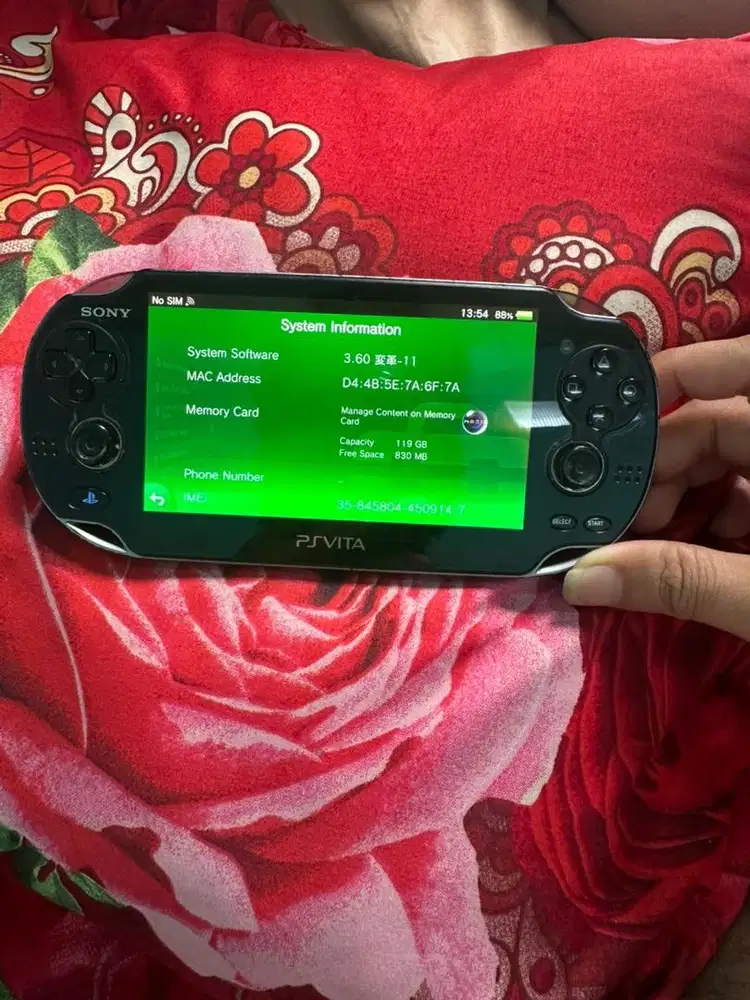 Dijual ps vita 1006
