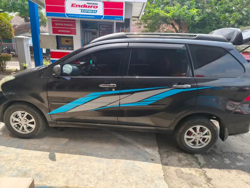 Daihatsu Xenia 2013 Bensin