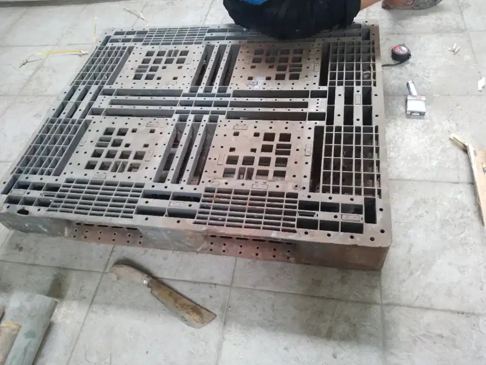 palet bekas gudang
