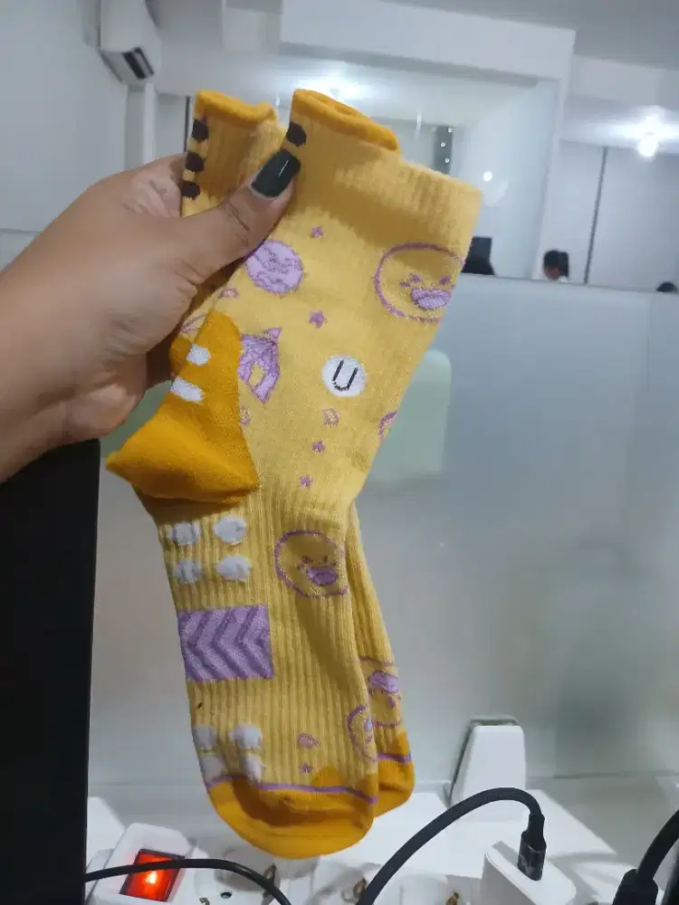 Kaos kaki nailong ori