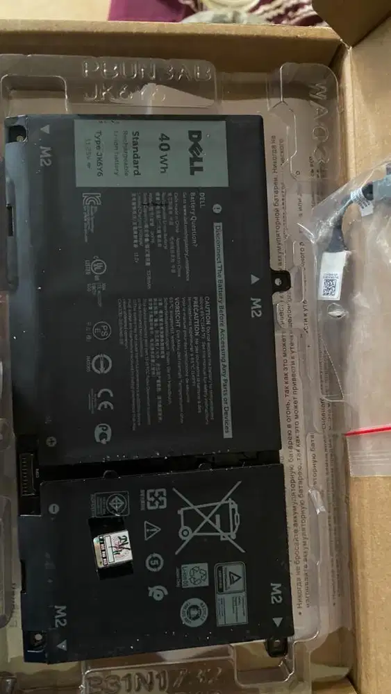 Lcd laptop dan batrai laptop