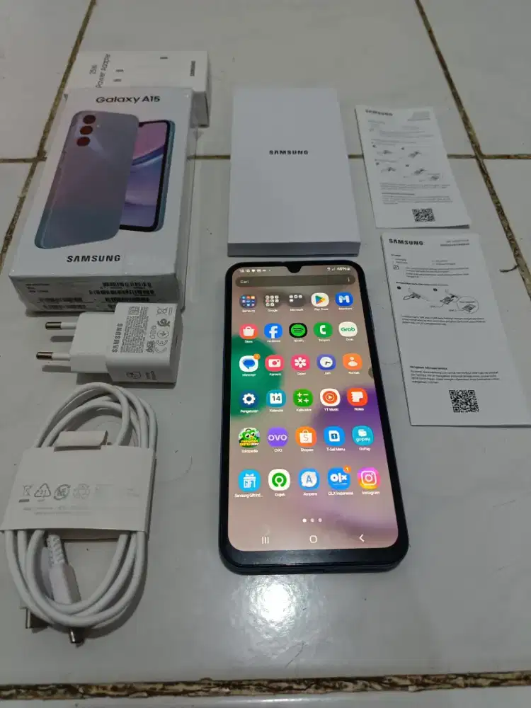 Samsung A15 8/128 like new