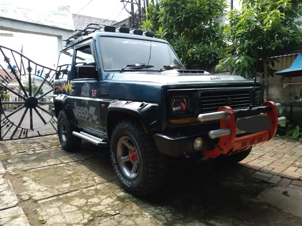DAIHATSU FEROZA TAHUN 1995