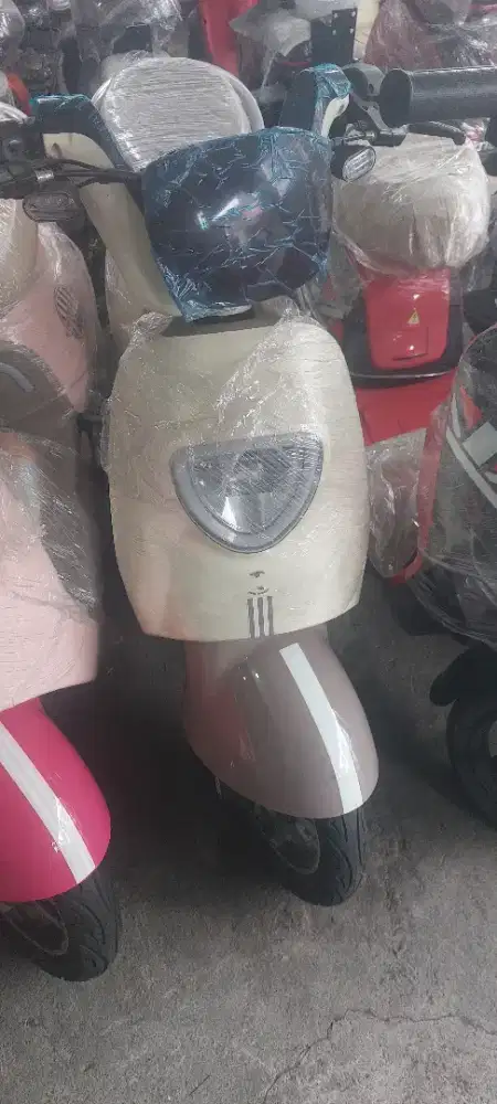 SEPEDA LISTRIK PACIFIC CAMERON BISA CASH & CREDIT