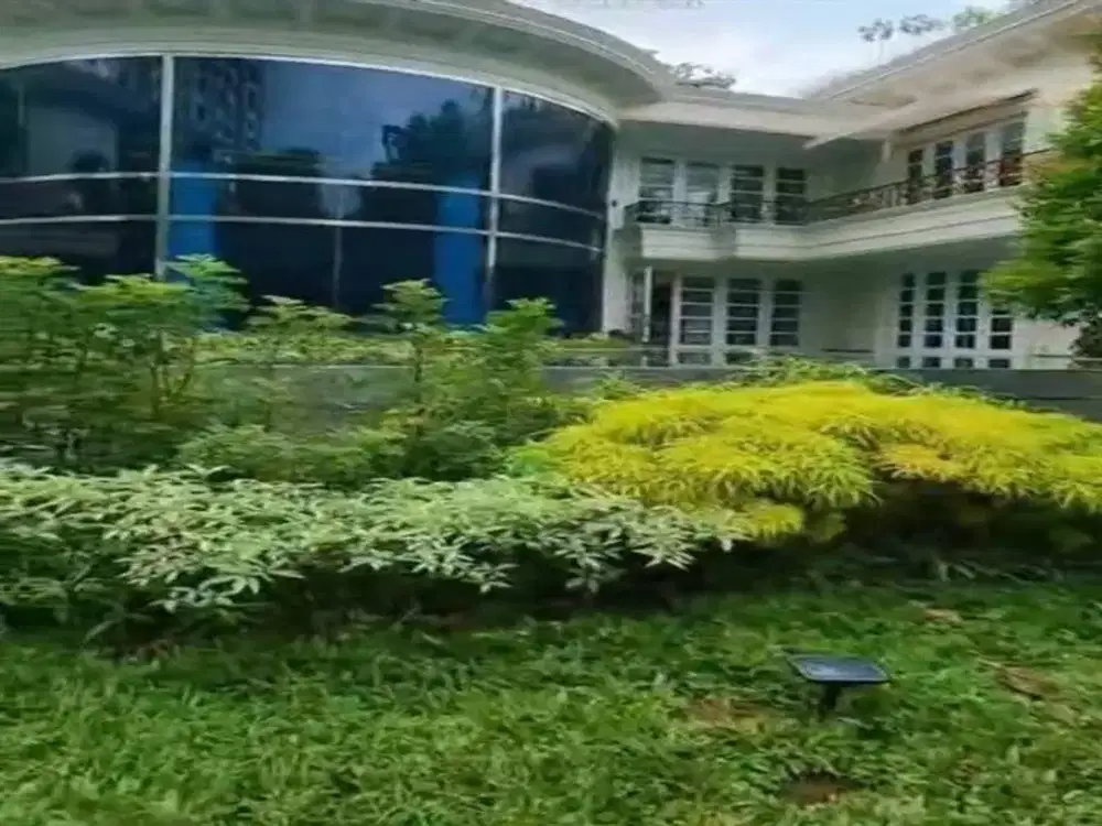 Dijual Cepat Rumah Pondok Indah Golf Jakarta Selatan — Modern Contemporary Tropical Luxury, Dekat Pondok Indah Mall, JIS & RSPI