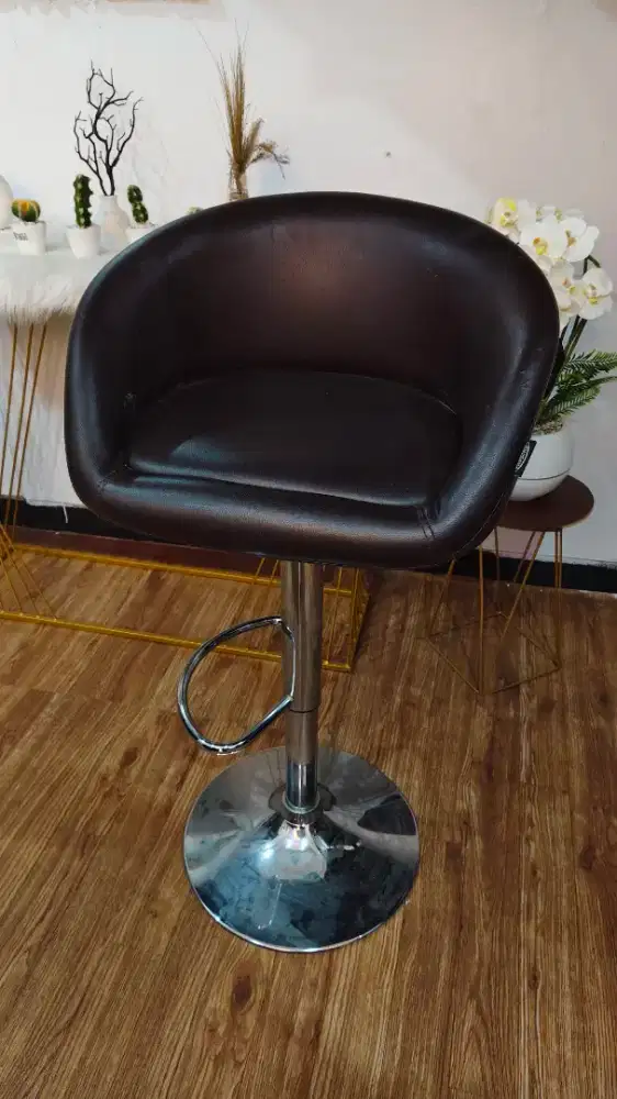 Jual kursi bar second informa