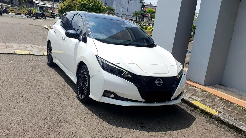 Nissan Leaf 2023 Listrik