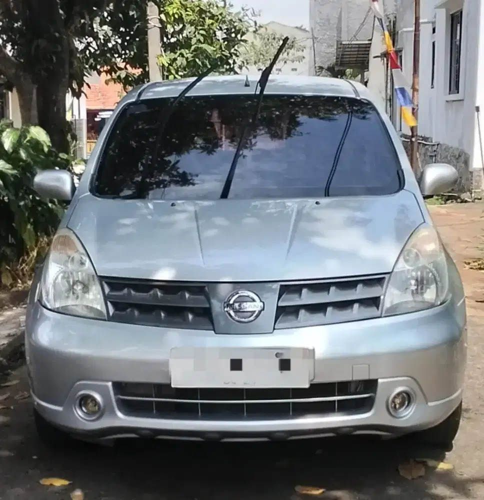 Nissan grand livina 2007