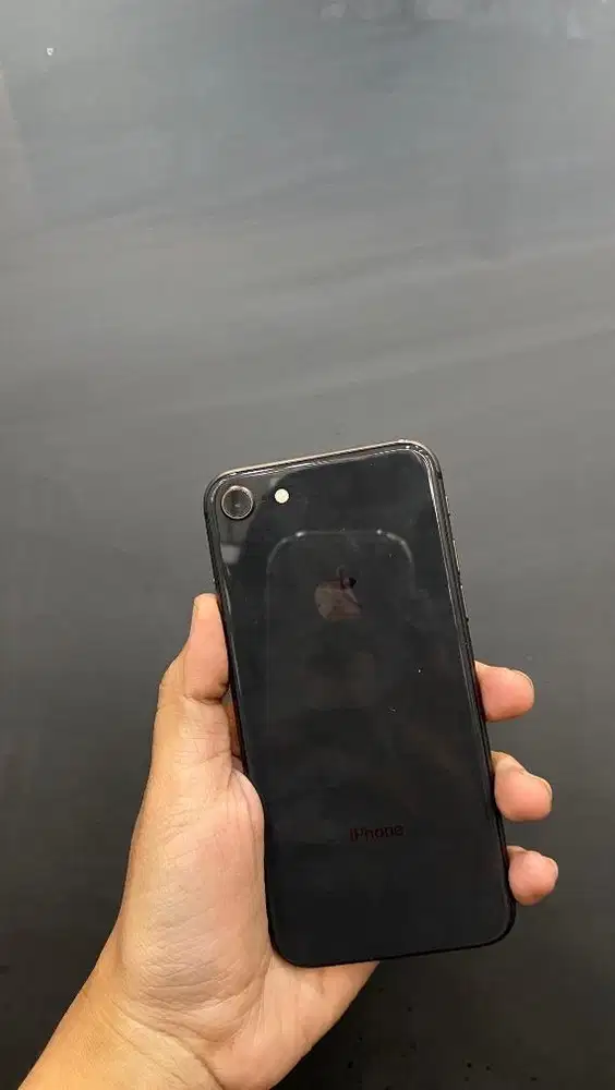 IPHONE 8 64GB INTER