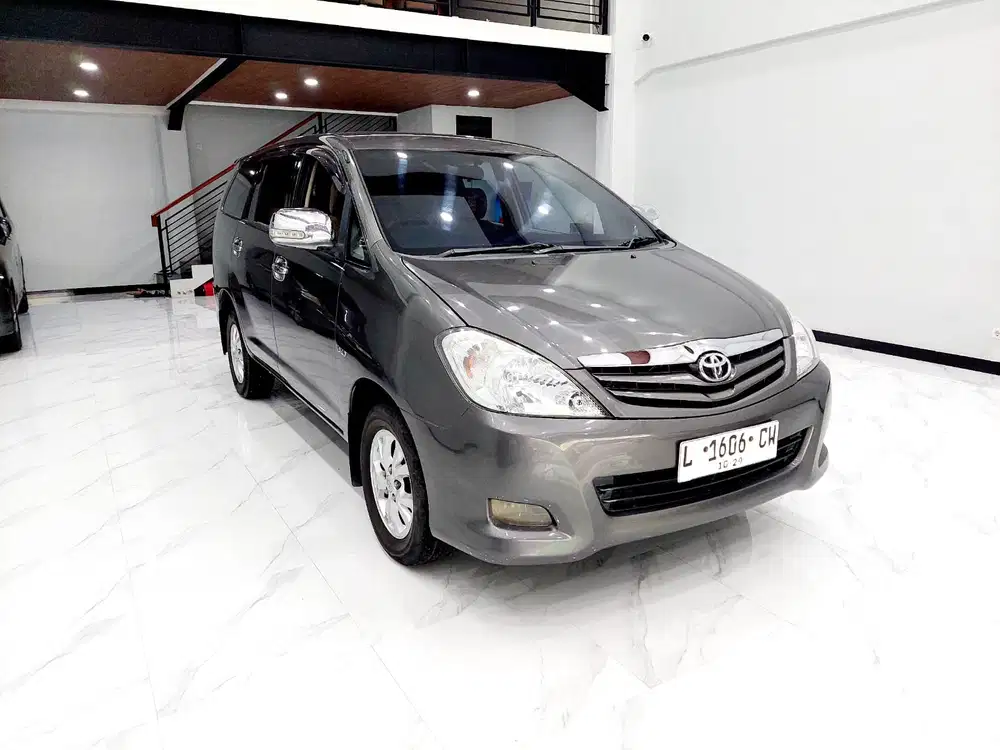 T. KIJANG INNOVA 2.5 G DIESEL MT 2009