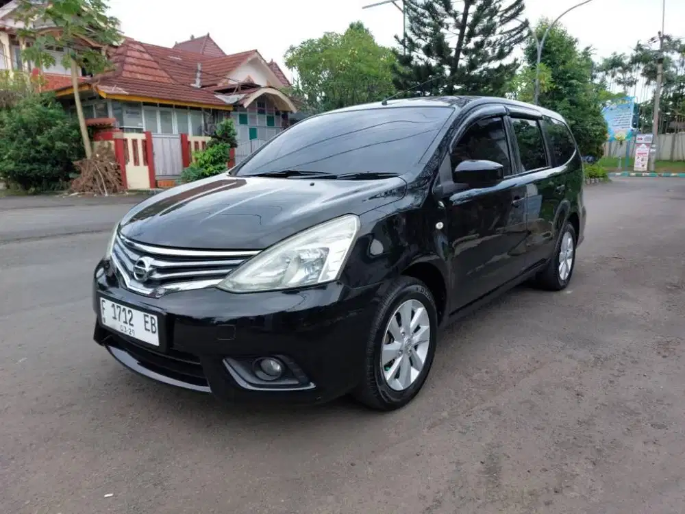 Grand Livina At 2013