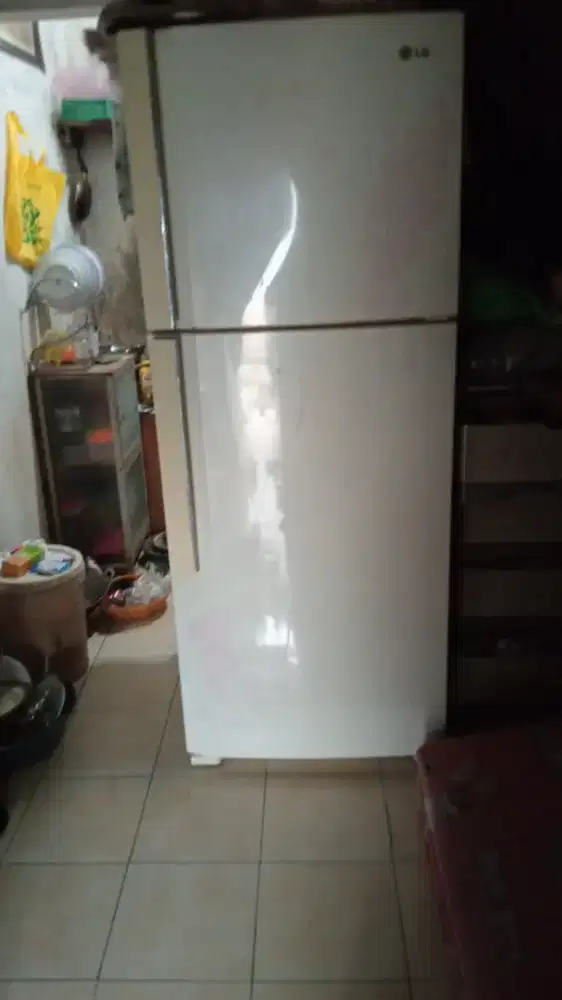 Kulkas LG 2 pintu