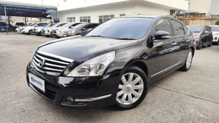 Pajak Panjang - Nissan Teana 2.5 Bensin-AT 2011