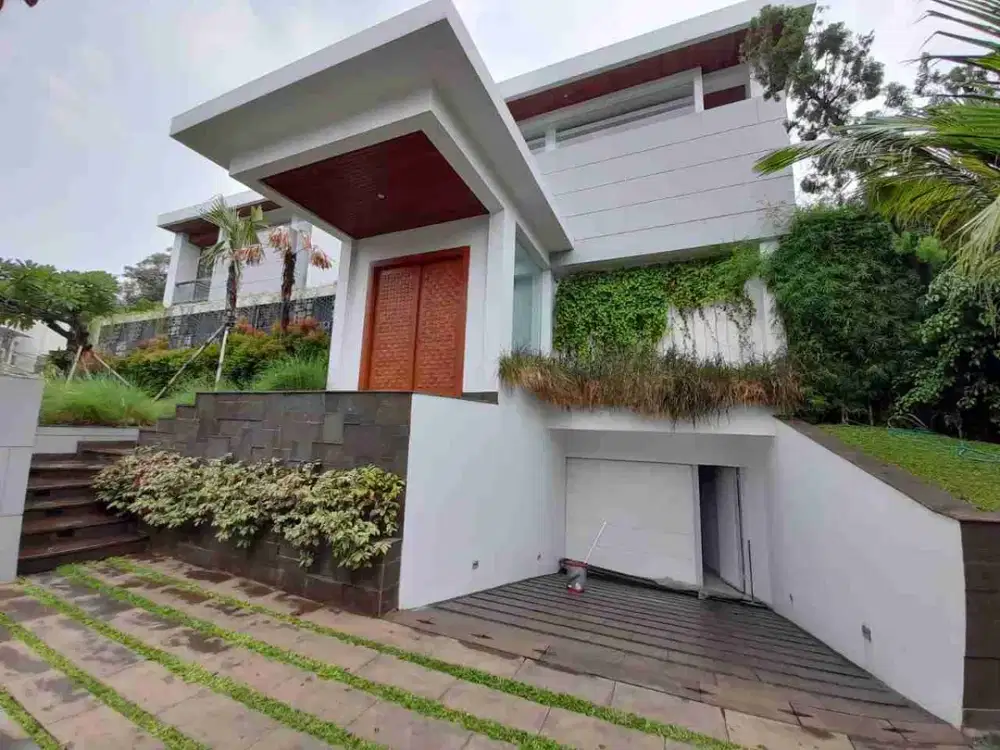 Brand New House Modern Tropical Minimalis w/ Private Lift