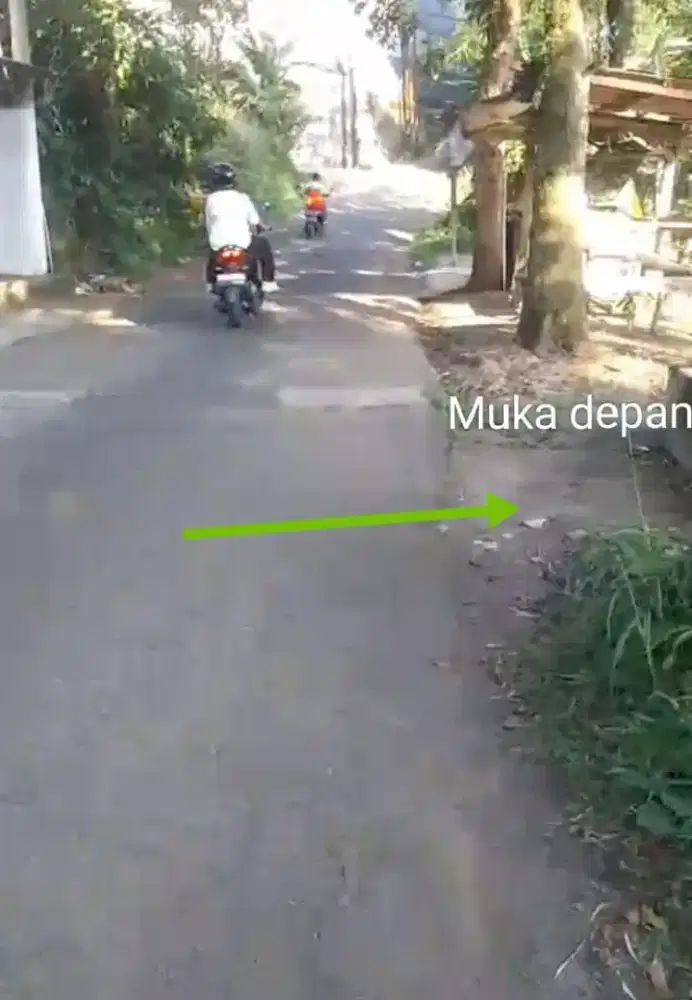 Di jual tanah SHM ls 1200m2 pinggir jln aspal,, air bagus tanah datar