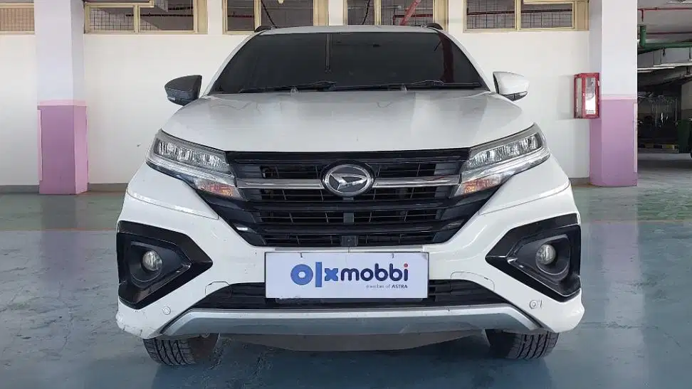 TERMURAH Daihatsu Terios 1.5 R Custom Bensin-AT Putih 2021