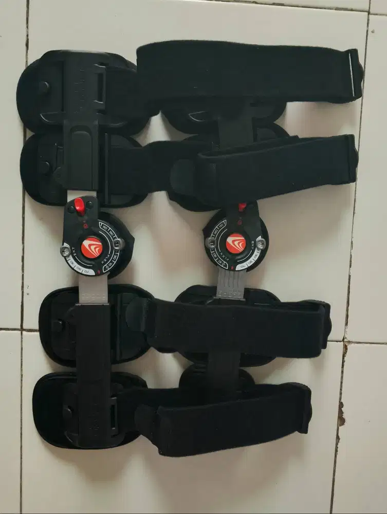 Stabilizer lutut BREG T SCOPE