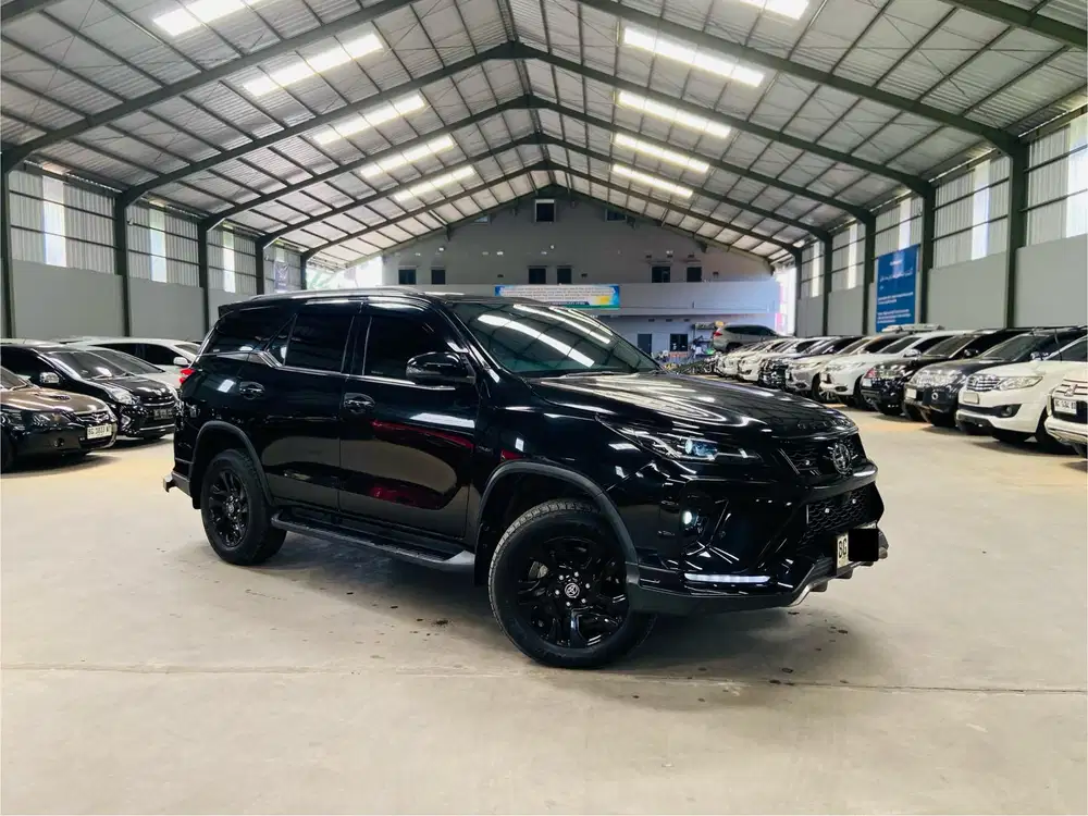Toyota Fortuner 2.8 GR TSS Aero Package 2024 / 2025 AT Matic