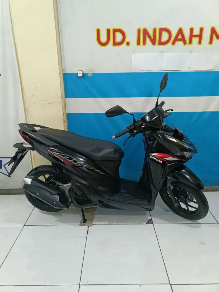 W Sidoarjo HONDA VARIO ESP CBS SPORTY FI ECO 125 2021 bisa kredit