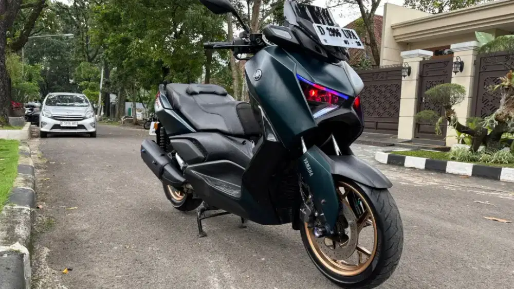 YAMAHA XMAX CONNECTED 2023