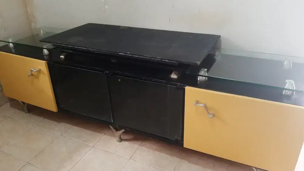 Buffet Lemari TV Cellini