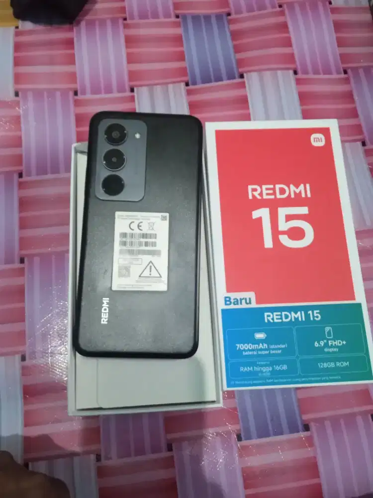 Redmi 15 ram 8/128 fullset Pemakaian 2bulan aj