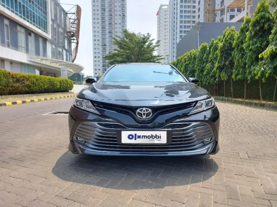 DP MURAH Toyota Camry 2.5 V Bensin-AT 2021  CCBFB