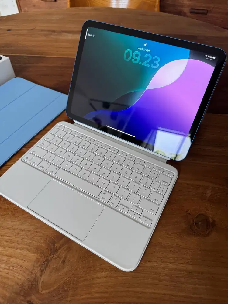 Ipad 11th Gen 128GB Blue Garansi ibox Like New