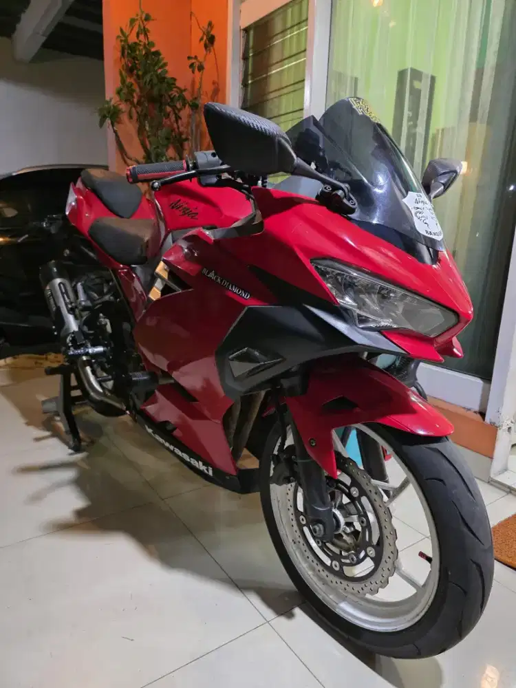 Kawasaki Ninja 250 New Fi 2018 mulus komplit terawat