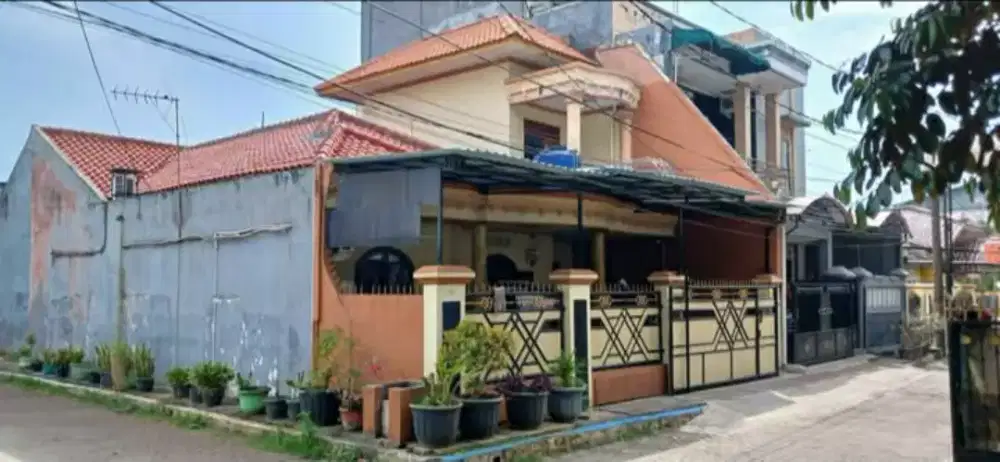 Rumah villa cimone garden