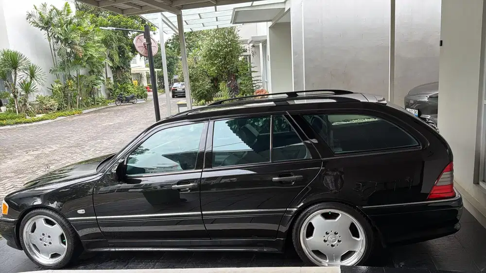 Mercedes-Benz C230 1998 Bensin