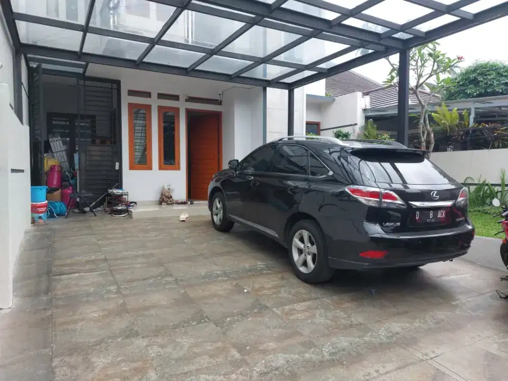 Di Jual Cepat / Bu Rumah Setrawangi Bandung, Harga Sangat Menarik Jarang Ada! 5 Kamar Tidur, 4 Kamar Mandi