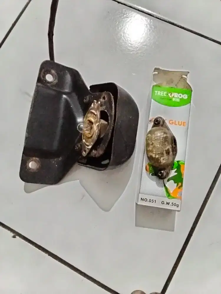 BRACKET LAMPU TAFT F50 ORIGINAL COPOTAN